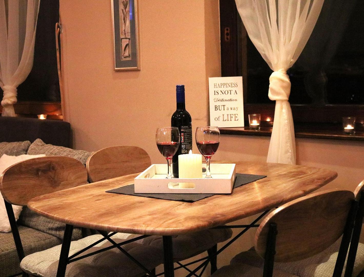 Guest House Studio Apartman Marina - With Jacuzzi, Free Parking, Pet Friendly Карловац Екстериор снимка
